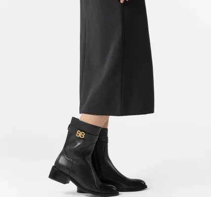 Gaya Pakai Boots yang Bisa Kamu Tiru Sekarang Juga!